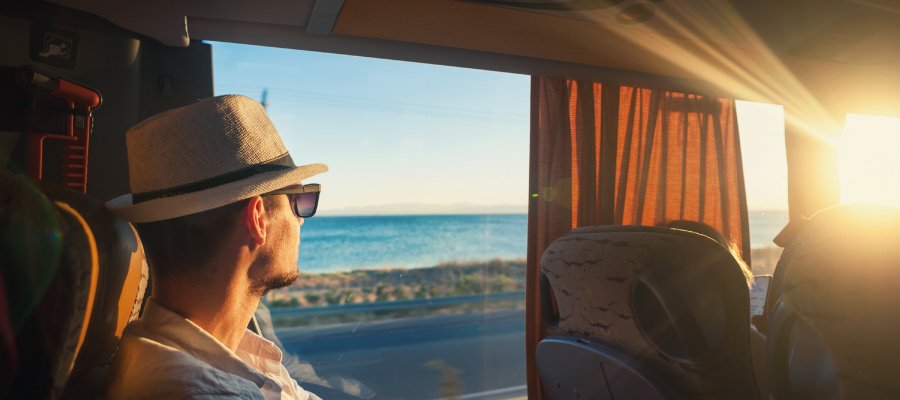 Linecar ofrece viajes para disfrutar del turismo de playa este verano