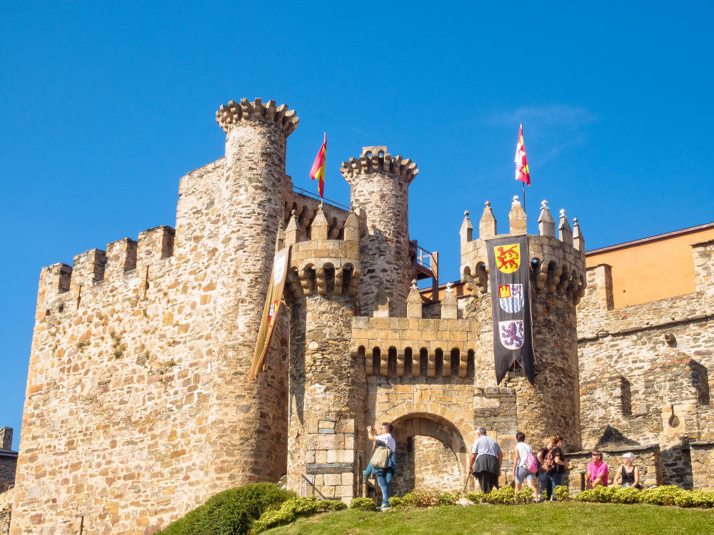 Castillo_Ponferrada_Turismo_Destinos